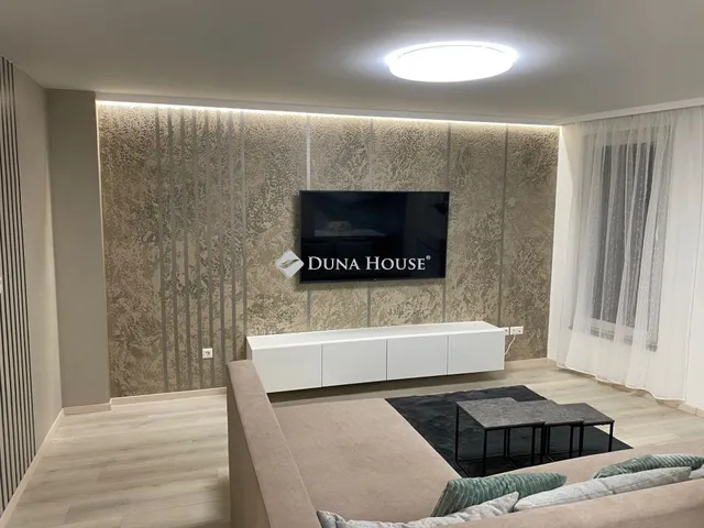 Kiadó lakás Debrecen, Antall József utca 59 nm