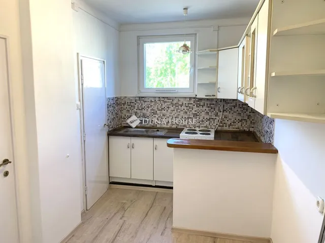 Kiadó lakás Debrecen, Dózsa György utca 54 nm