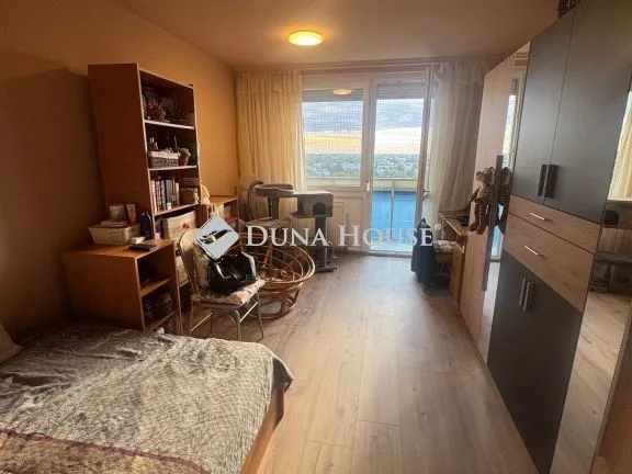 Eladó lakás Debrecen 64 nm