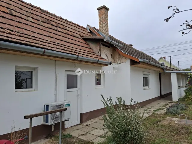 Eladó ház Berettyóújfalu, Nádasdy utca 47 nm