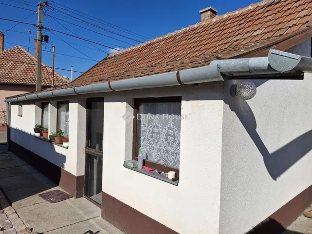 Eladó ház Berettyóújfalu, Vadaskert utca 42 nm