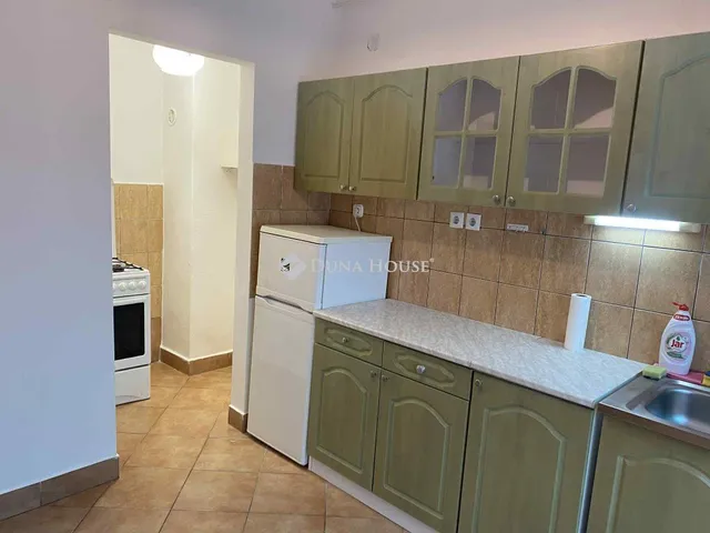 Eladó lakás Karcag 52 nm