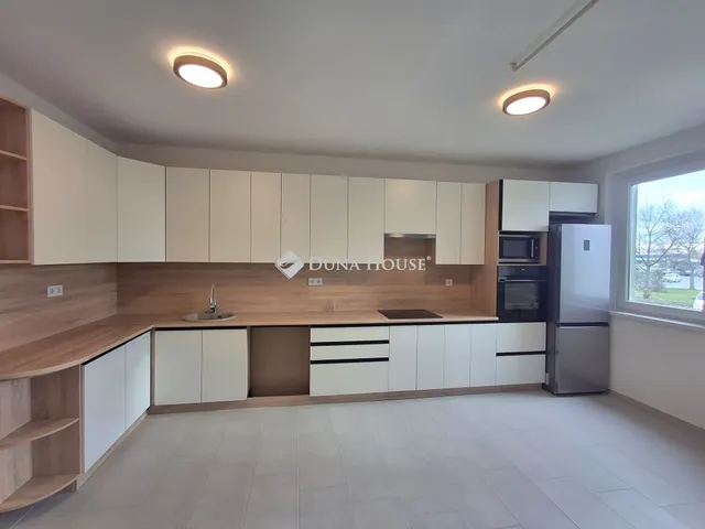 Eladó lakás Debrecen 72 nm