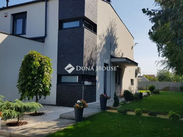 Eladó ház Debrecen 110 nm