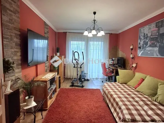 Eladó lakás Debrecen, Derék utca 66 nm