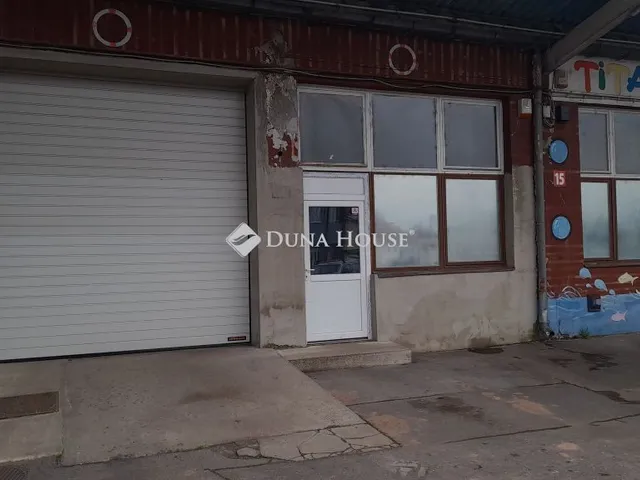 Kiadó kereskedelmi és ipari ingatlan Debrecen, Mikepércsi út 236 nm