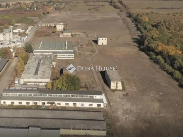 Eladó kereskedelmi és ipari ingatlan Alsózsolca 38500 nm