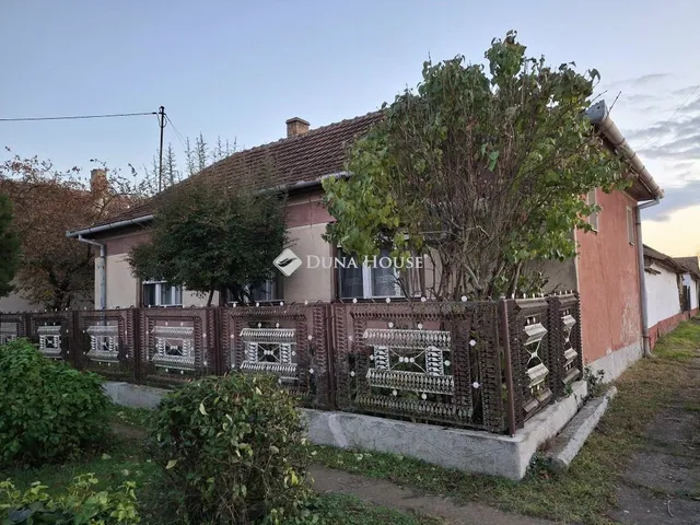 Eladó ház Mezősas 55 nm