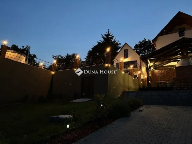 Eladó kereskedelmi és ipari ingatlan Edelény 186 nm