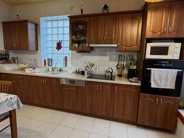 Eladó ház Debrecen 263 nm