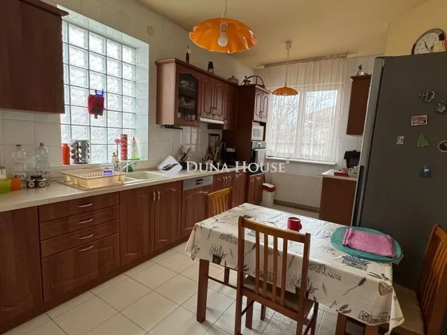 Eladó ház Debrecen 263 nm