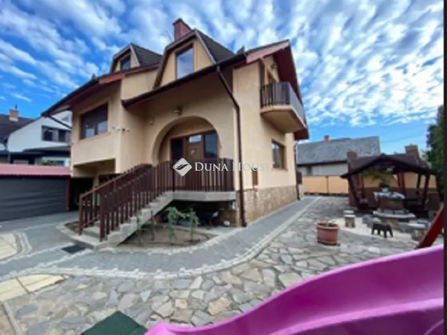 Eladó ház Debrecen 165 nm