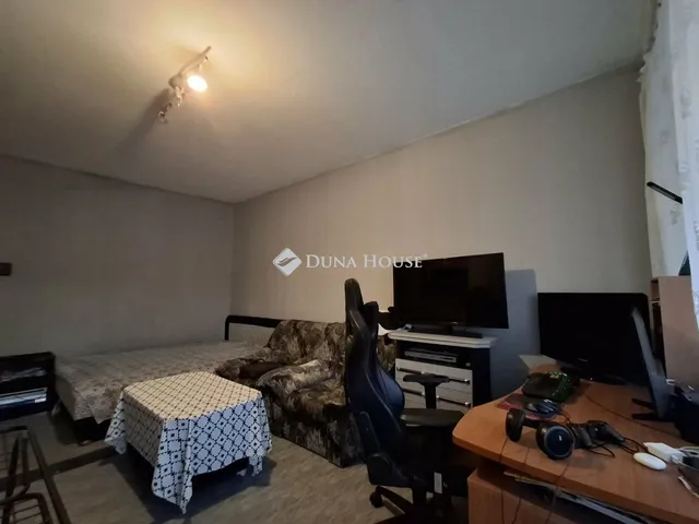 Eladó lakás Berettyóújfalu, József Attila lakótelep 54 nm