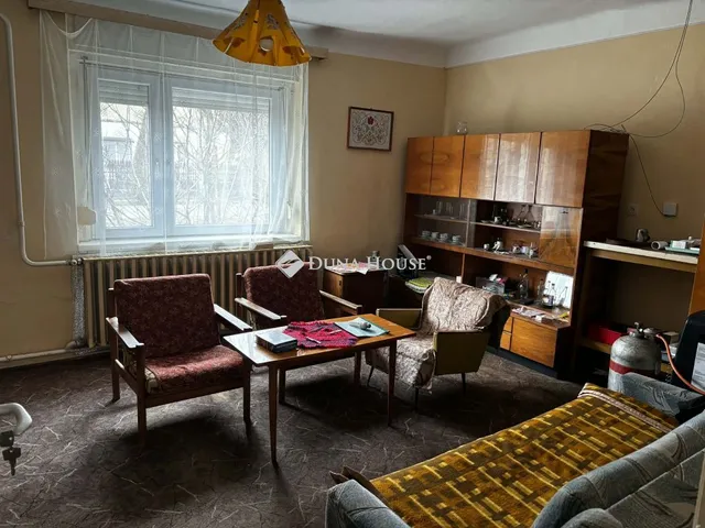 Eladó ház Tetétlen 74 nm