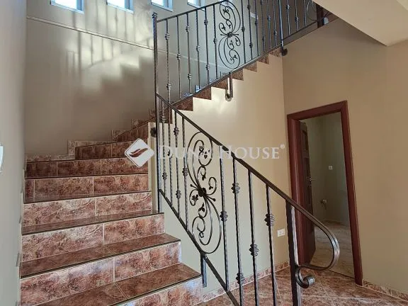 Eladó ház Debrecen 197 nm