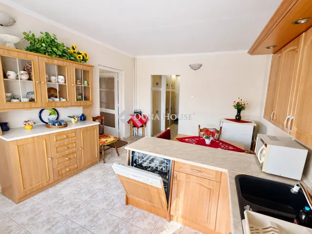 Eladó lakás Debrecen, Kishegyesi út 62 nm