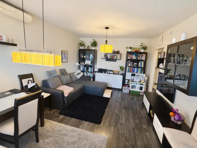 Eladó lakás Debrecen, Kishegyesi út 73 nm