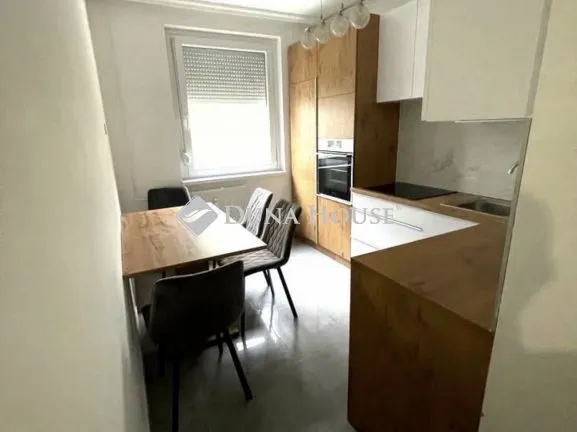 Eladó lakás Debrecen, István út 46 nm