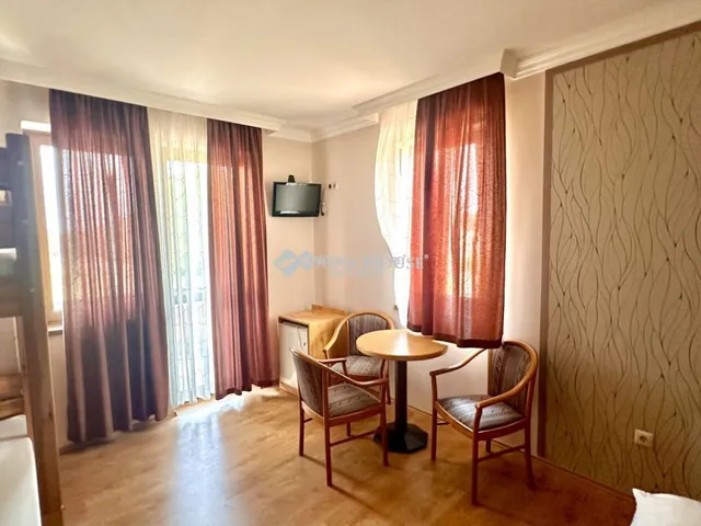 Eladó kereskedelmi és ipari ingatlan Hajdúszoboszló 228 nm