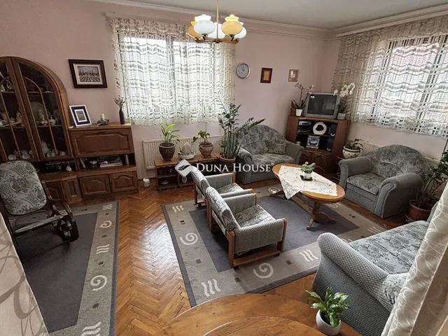 Eladó ház Debrecen 146 nm