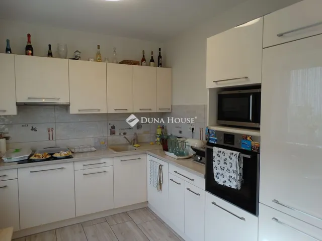 Eladó ház Debrecen, Fekete István utca 169 nm