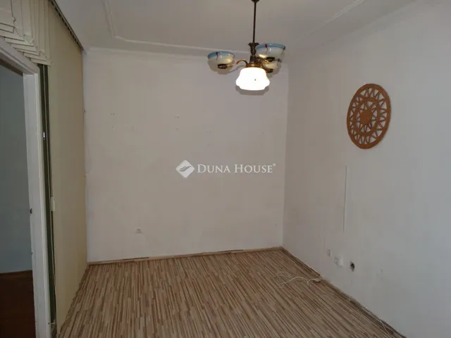 Eladó lakás Debrecen, Vargakert utca 61 nm
