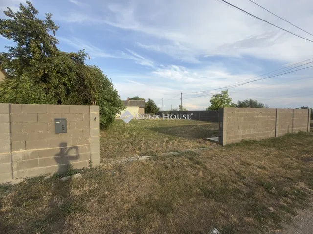 Eladó telek Nádudvar 690 nm