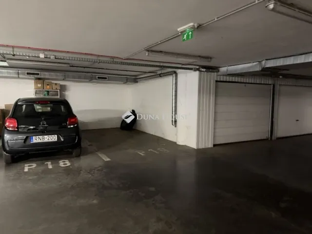 Eladó garázs Debrecen 14 nm