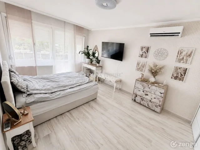 Eladó lakás Debrecen 76 nm