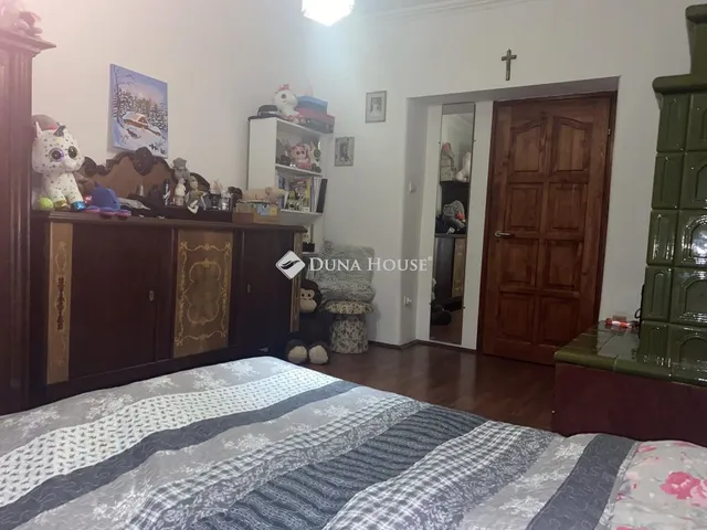 Eladó ház Kosd 100 nm