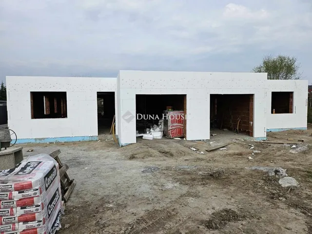 Eladó ház Göd 122 nm