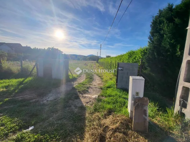 Eladó telek Rád 780 nm