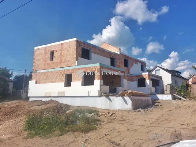 Eladó ház Fót 115 nm