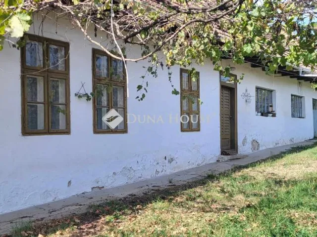 Eladó ház Szendehely 508 nm