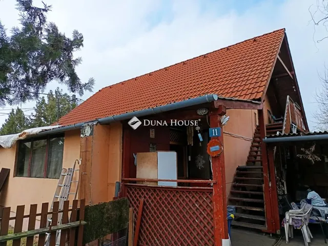 Eladó ház Csörög 185 nm
