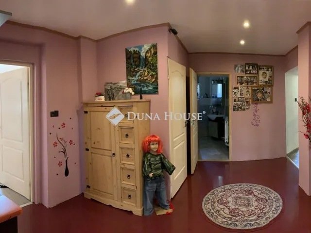 Eladó ház Őrbottyán 210 nm