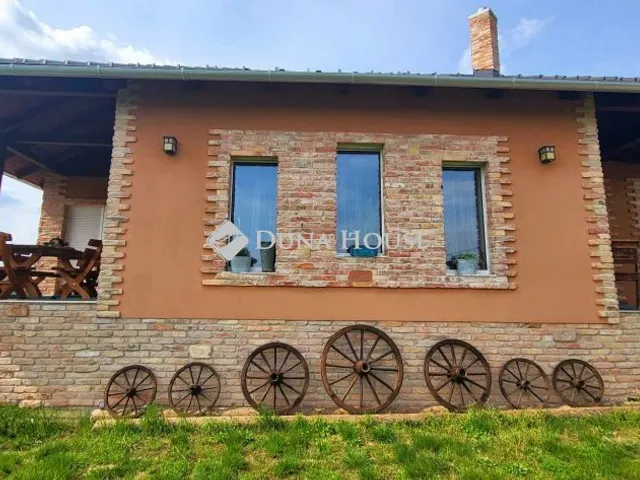 Eladó ház Nézsa 90 nm