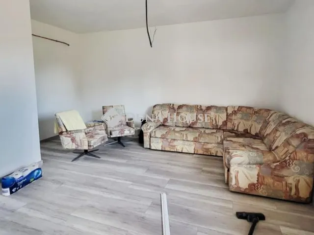 Eladó lakás Hatvan 90 nm