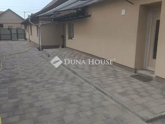 Eladó lakás Hatvan 84 nm