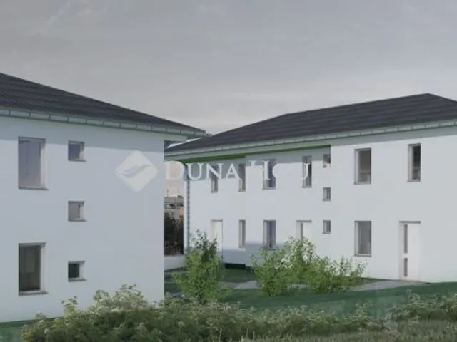 Eladó ház Vác, Nincs utca 90 nm