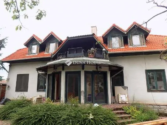 Eladó ház Szentendre, Római temető utca 220 nm