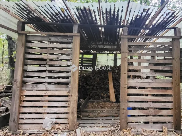 Eladó üdülő és hétvégi ház Kismaros, Csalogány utca 86 nm