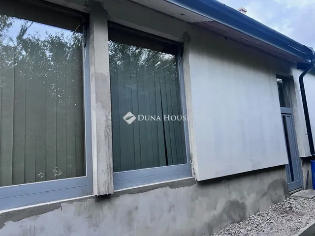 Eladó ház Csörög, Gödöllői út 100 nm