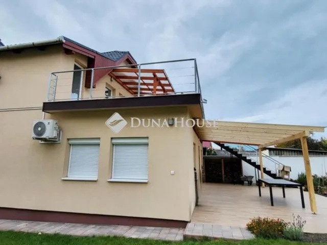 Eladó ház Piliscsaba, Kálvária utca 170 nm