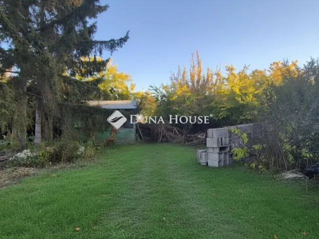 Eladó telek Mogyoród 803 nm