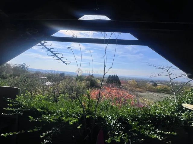 Eladó telek Fót 3781 nm