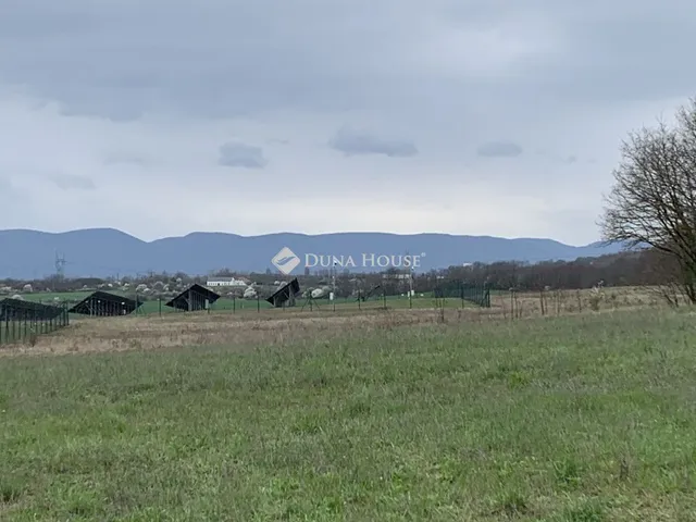 Eladó mezőgazdasági ingatlan Vácrátót, Nincs utca 4675 nm