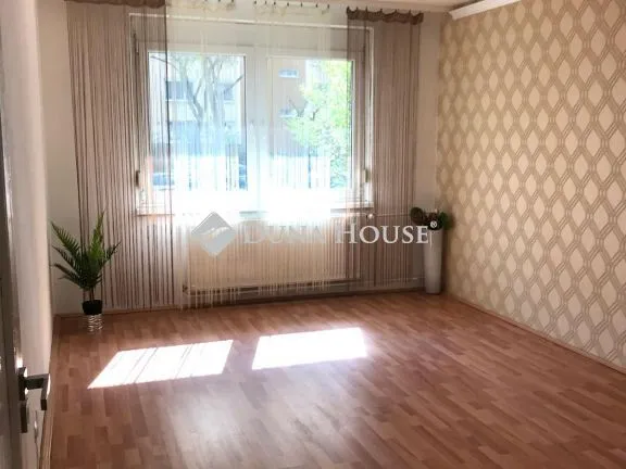 Eladó lakás Budapest III. kerület 24 nm