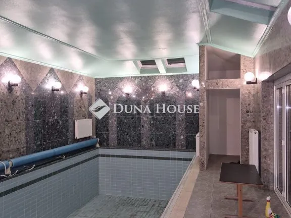 Eladó ház Budapest XIV. kerület 600 nm