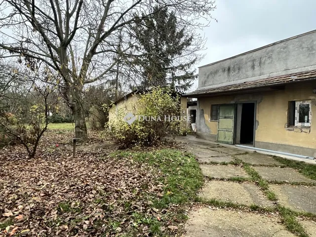 Eladó ház Aszód 160 nm